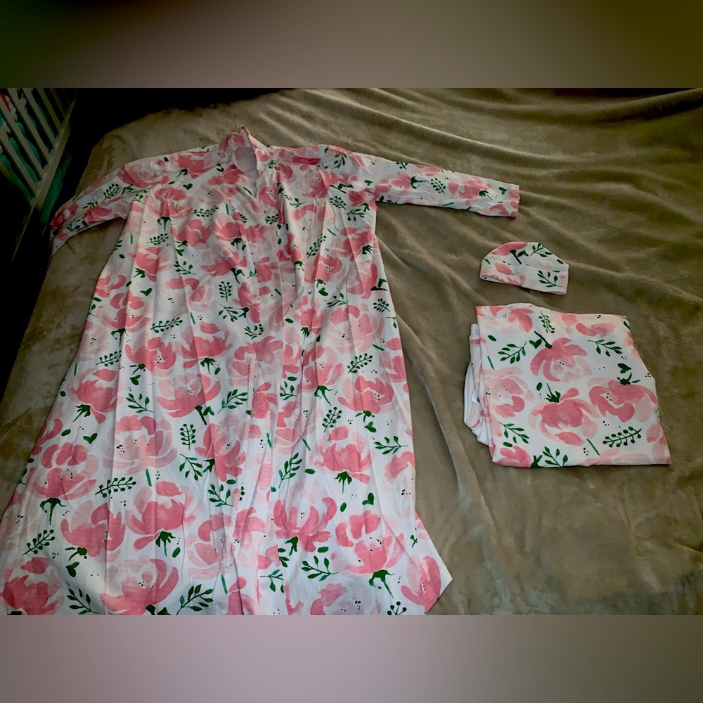 Mommy and receiving blanket with hat